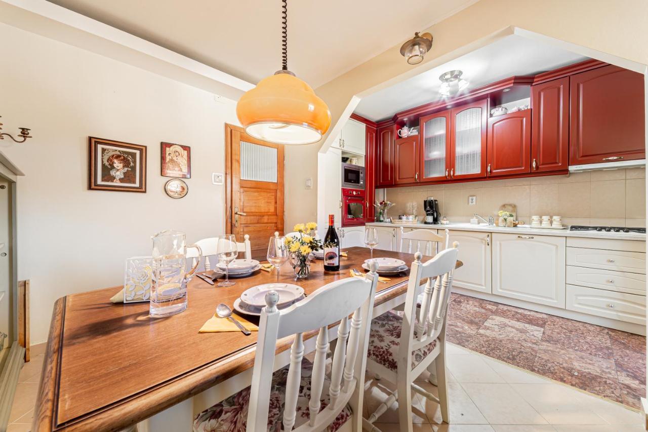 Nala Central Apartment Arad Exterior foto